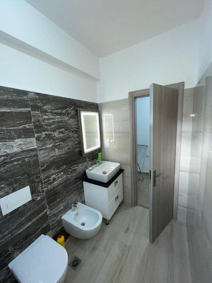 Garden Villa Apartments Sarandë Esterno foto