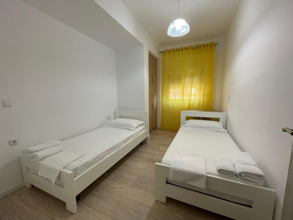 Garden Villa Apartments Sarandë Esterno foto