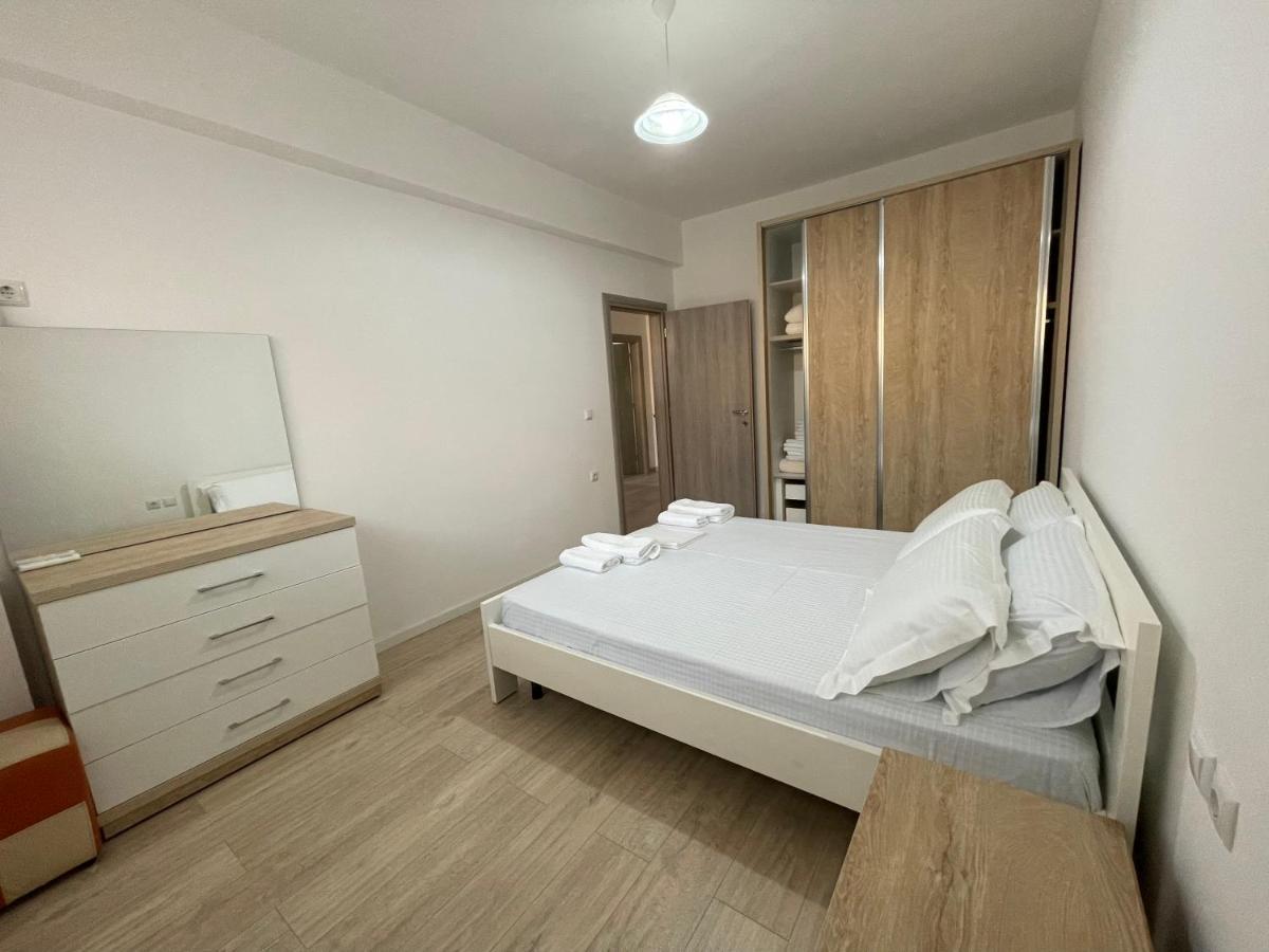 Garden Villa Apartments Sarandë Esterno foto