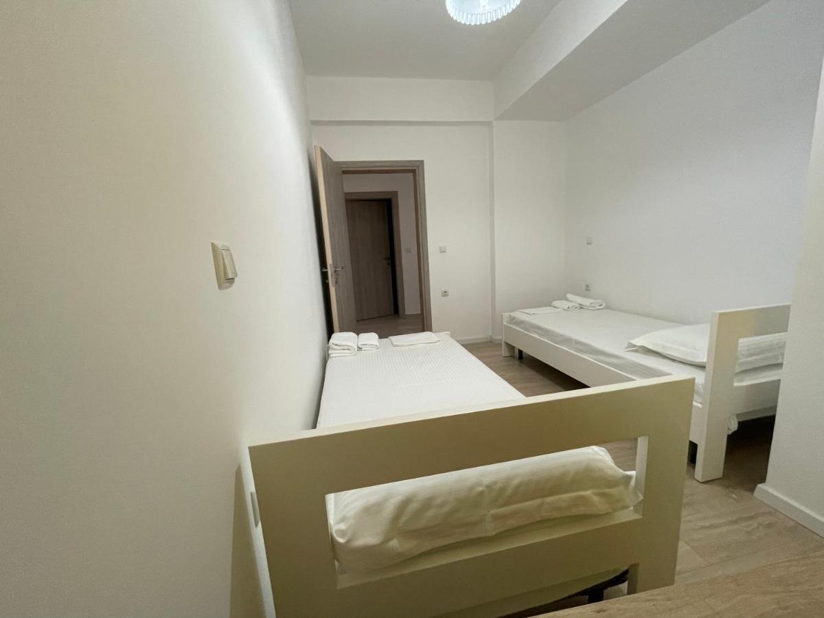 Garden Villa Apartments Sarandë Esterno foto