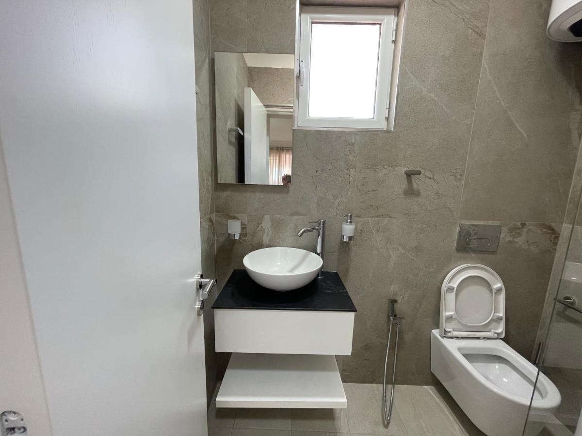 Garden Villa Apartments Sarandë Esterno foto