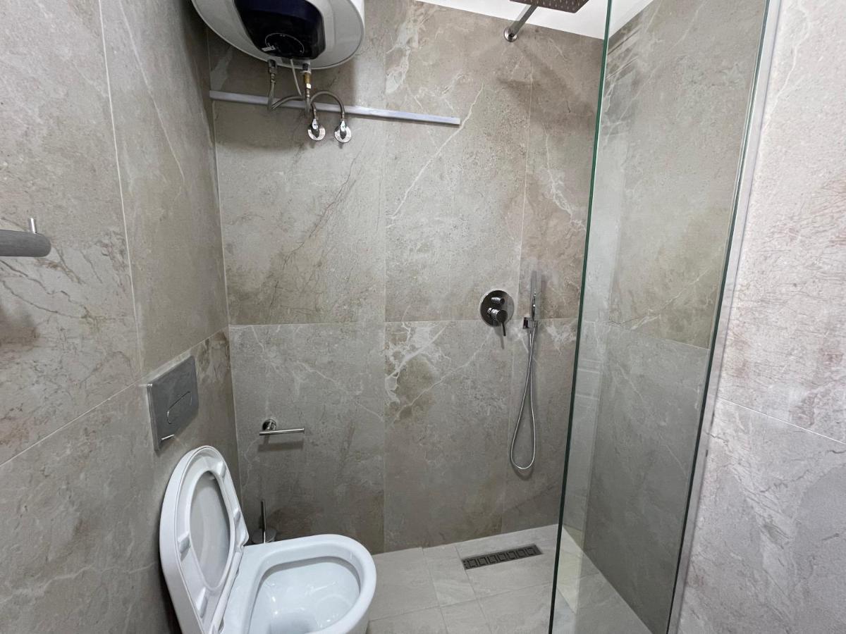 Garden Villa Apartments Sarandë Esterno foto