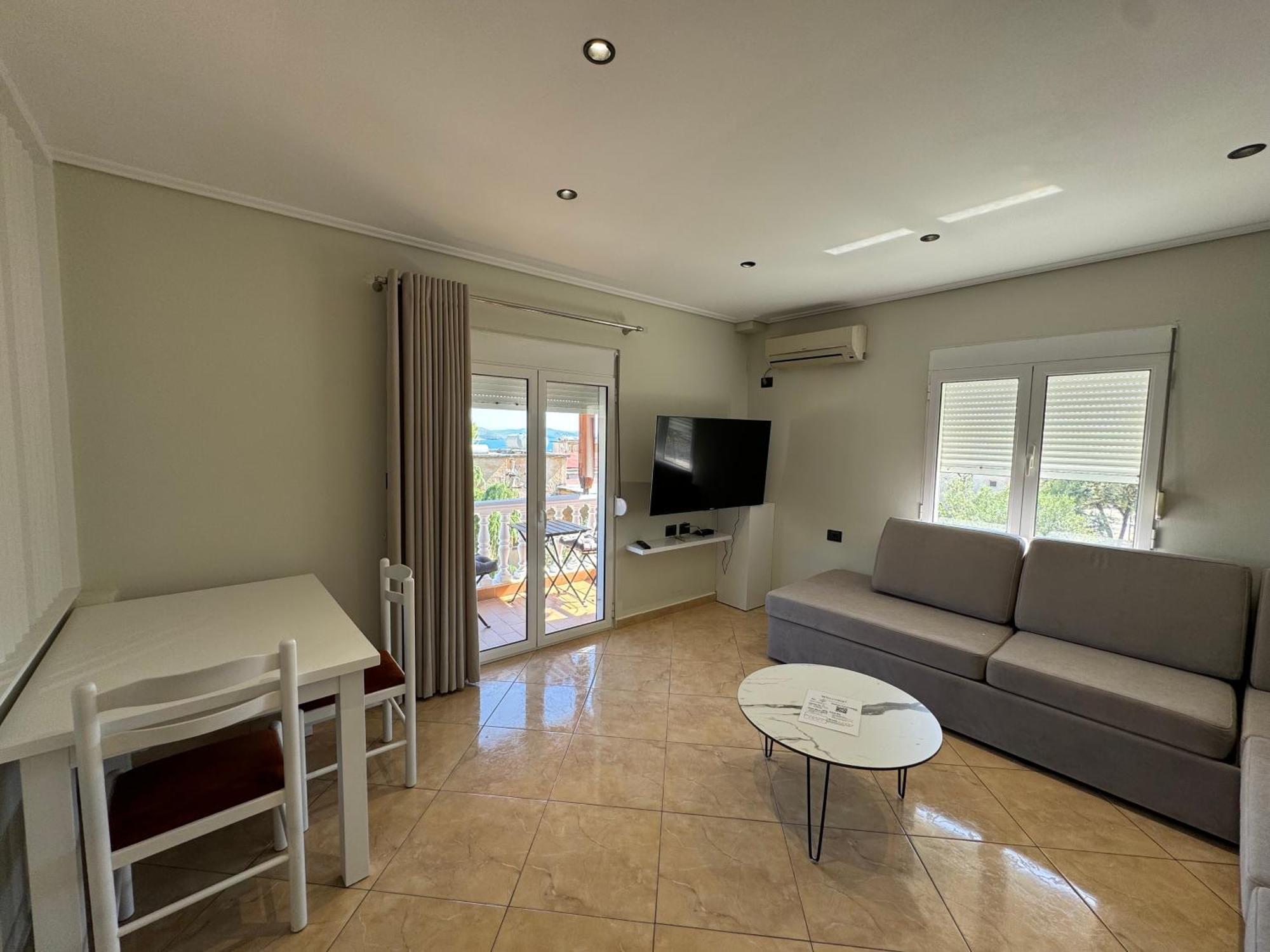 Garden Villa Apartments Sarandë Esterno foto