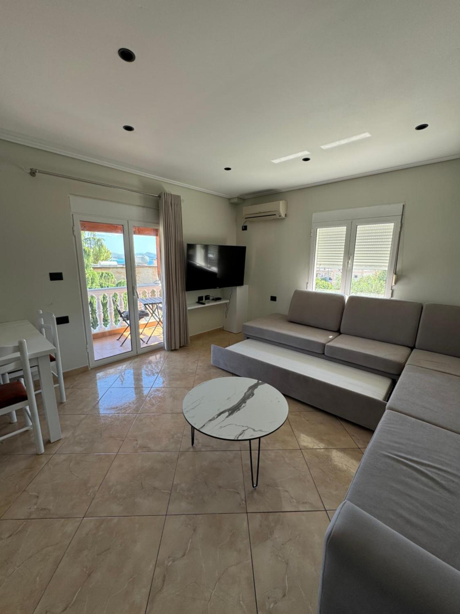Garden Villa Apartments Sarandë Esterno foto