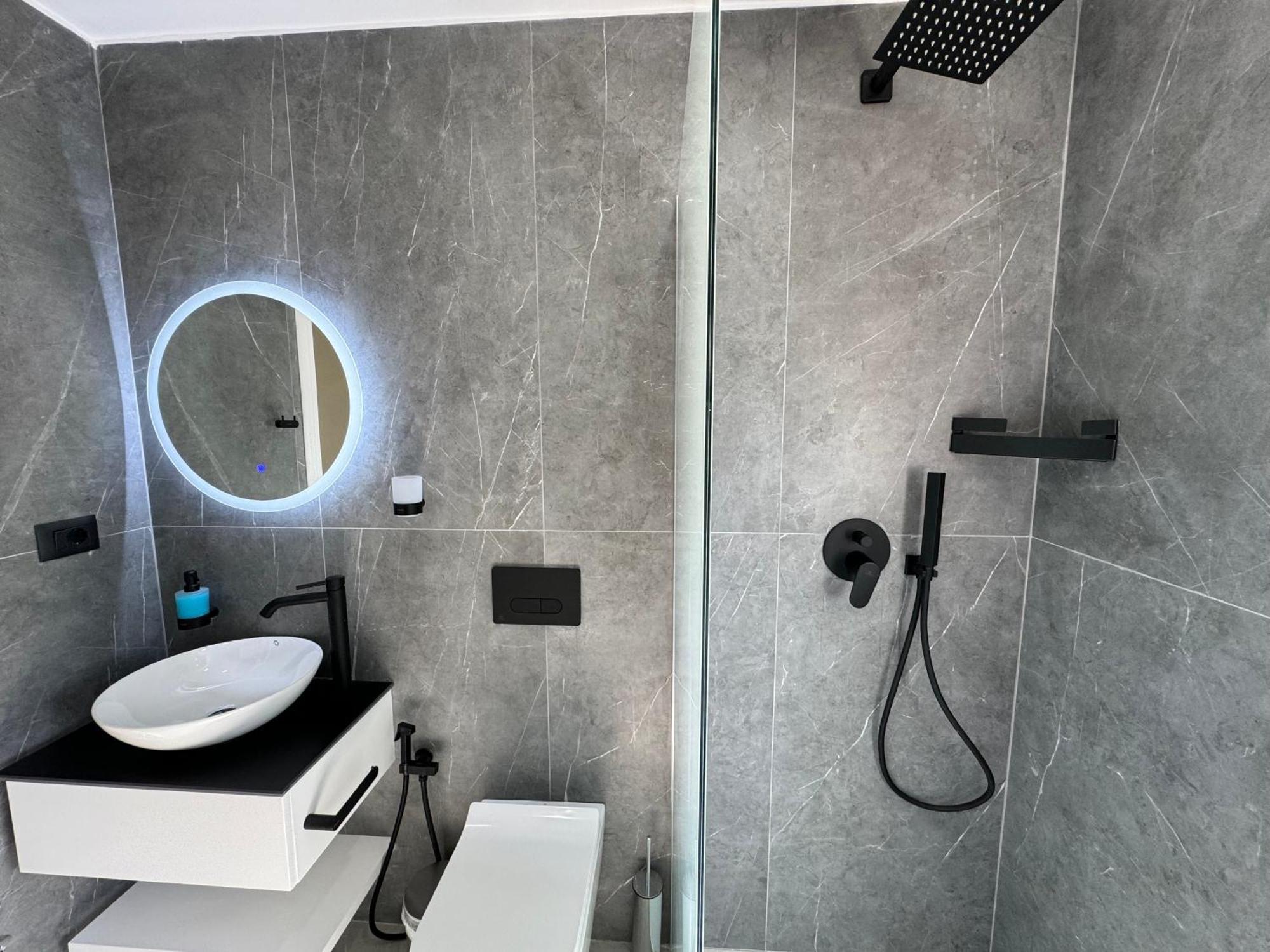 Garden Villa Apartments Sarandë Esterno foto